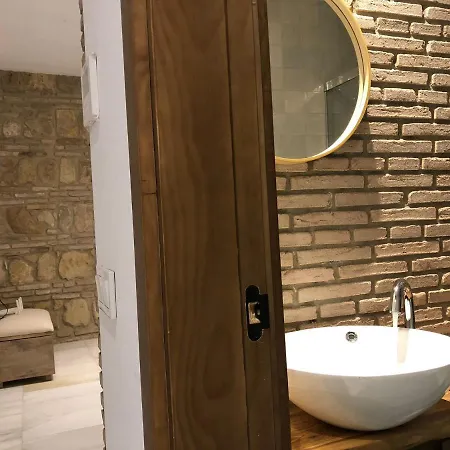 La Casa De La Escalera 2 *