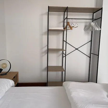 La Casa De La Escalera 2 *