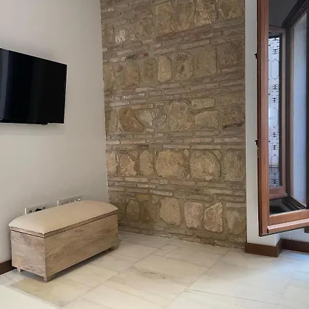 La Casa De La Escalera 2 *