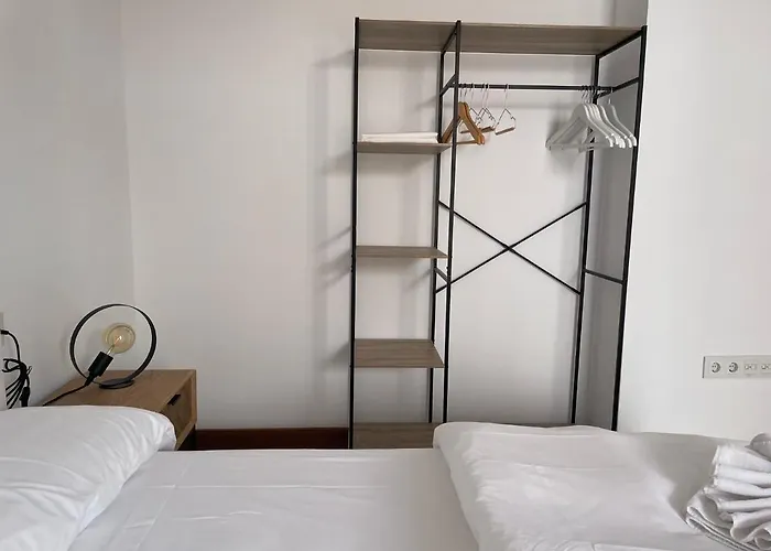 La Casa De La Escalera 2 *